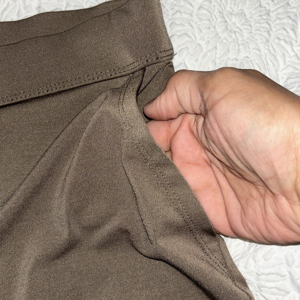 Lisa Rinna Collection Pull-On Jogger - Picture 5 of 9